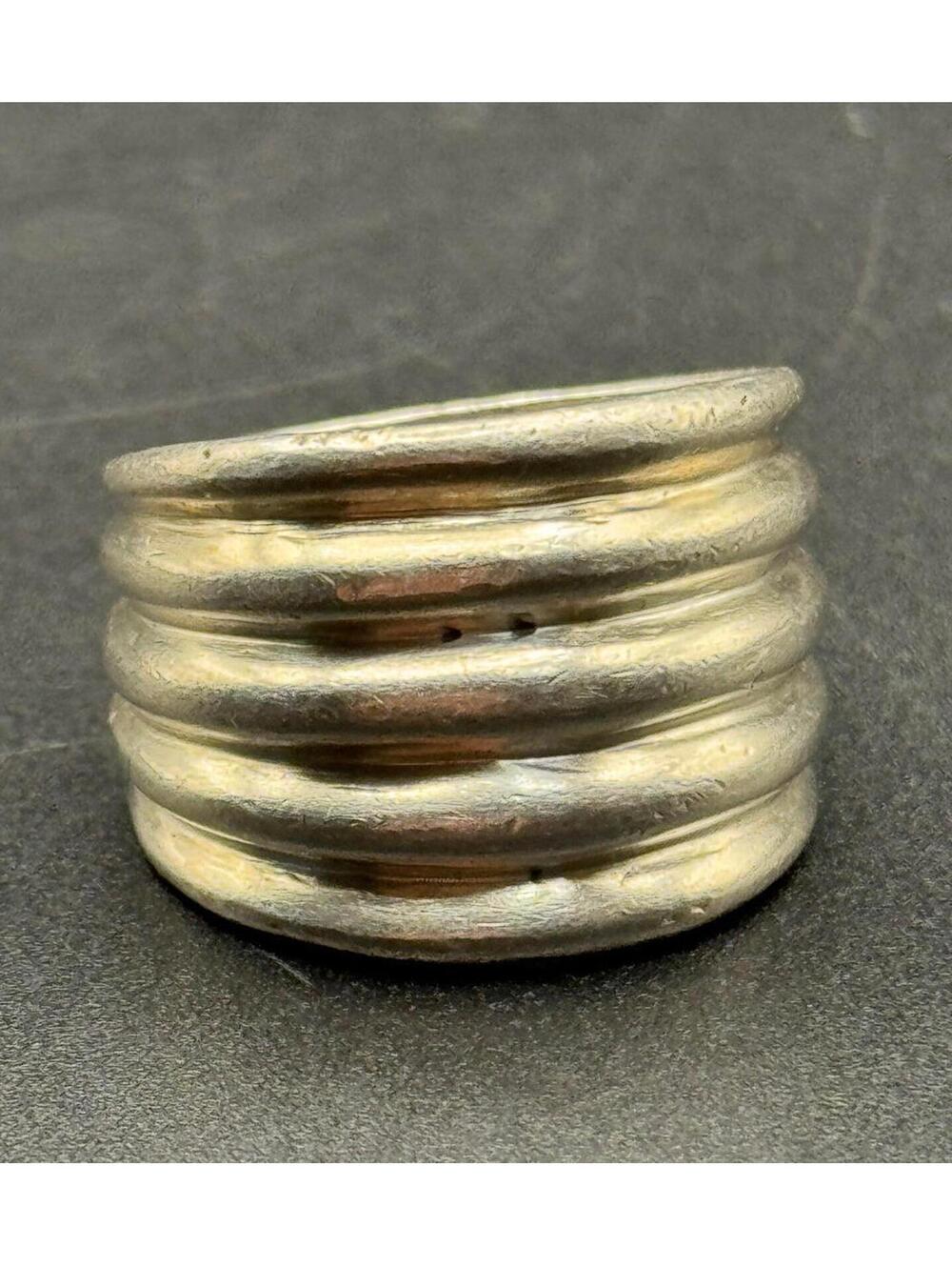 Sterling Silver Ribbed Ring - Size 6.5-7